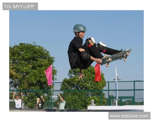 广州滑板队在世界滑板锦标赛中以71分稳居积分榜首位