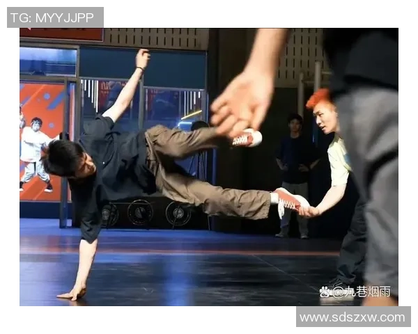 成都街舞队的默契配合与创意表现探讨之旅 成都街舞队的默契配合与创意表现探讨之旅