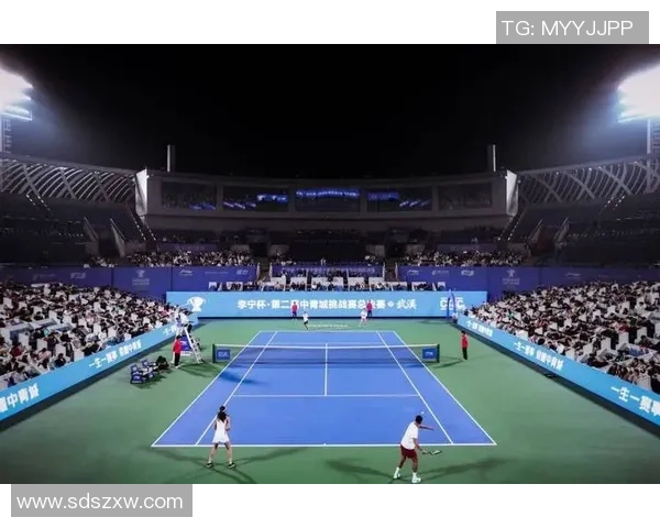 武汉网球队耐力训练揭秘:提升竞技水平的关键因素与挑战 武汉网球队耐力训练揭秘:提升竞技水平的关键因素与挑战