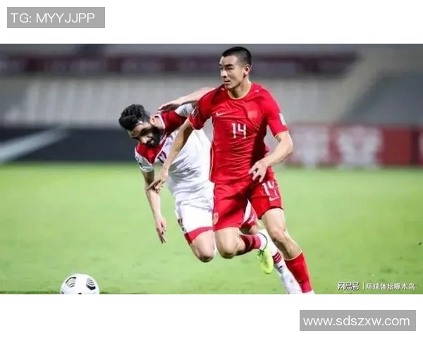 南京足球队快攻战术揭秘：如何在瞬息万变中掌控比赛节奏与胜利